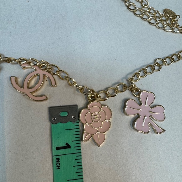 Vintage CHANEL Charm Necklace - Pink Enamel, Made in Italy - Picture 10 of 13